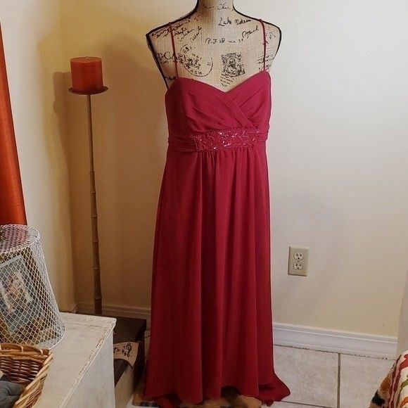 David's Bridal Strapless Cranberry Hi Low dress maxi gown size 16 - Picture 4 of 15